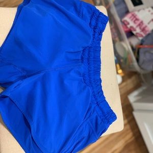 LULULEMON TRACKER SHORTS